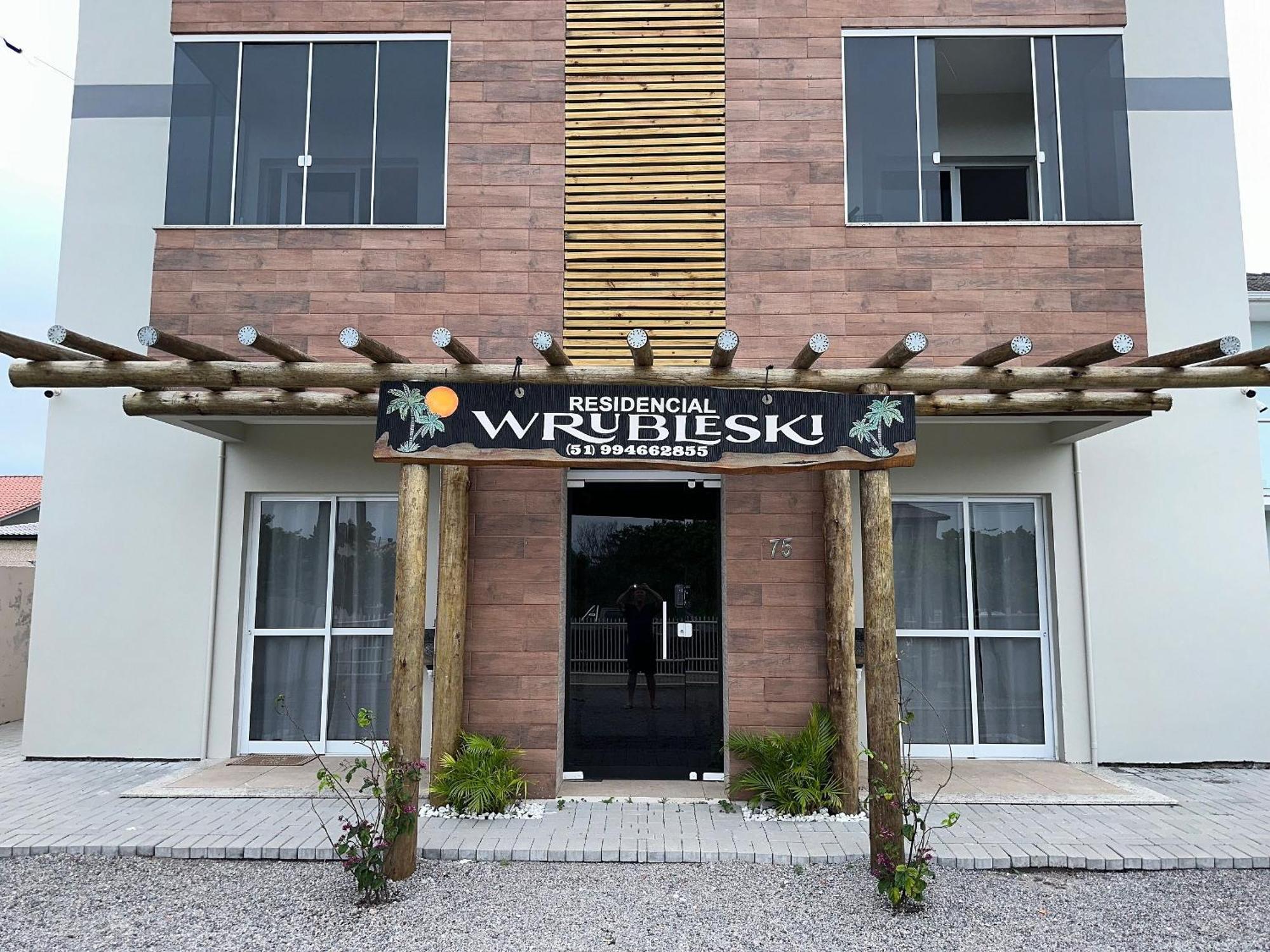 Residencial Wrubleski Sc Pinheira Luaran gambar